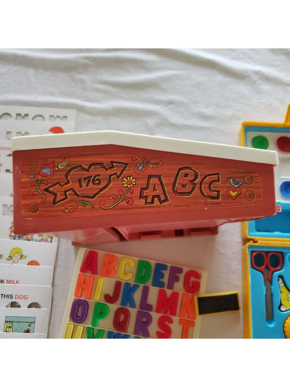 Fisher Price Vintage 1972 School Days Desk And 1980 Art Case Set